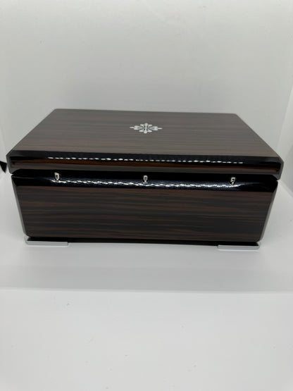 Patek Phillippe case