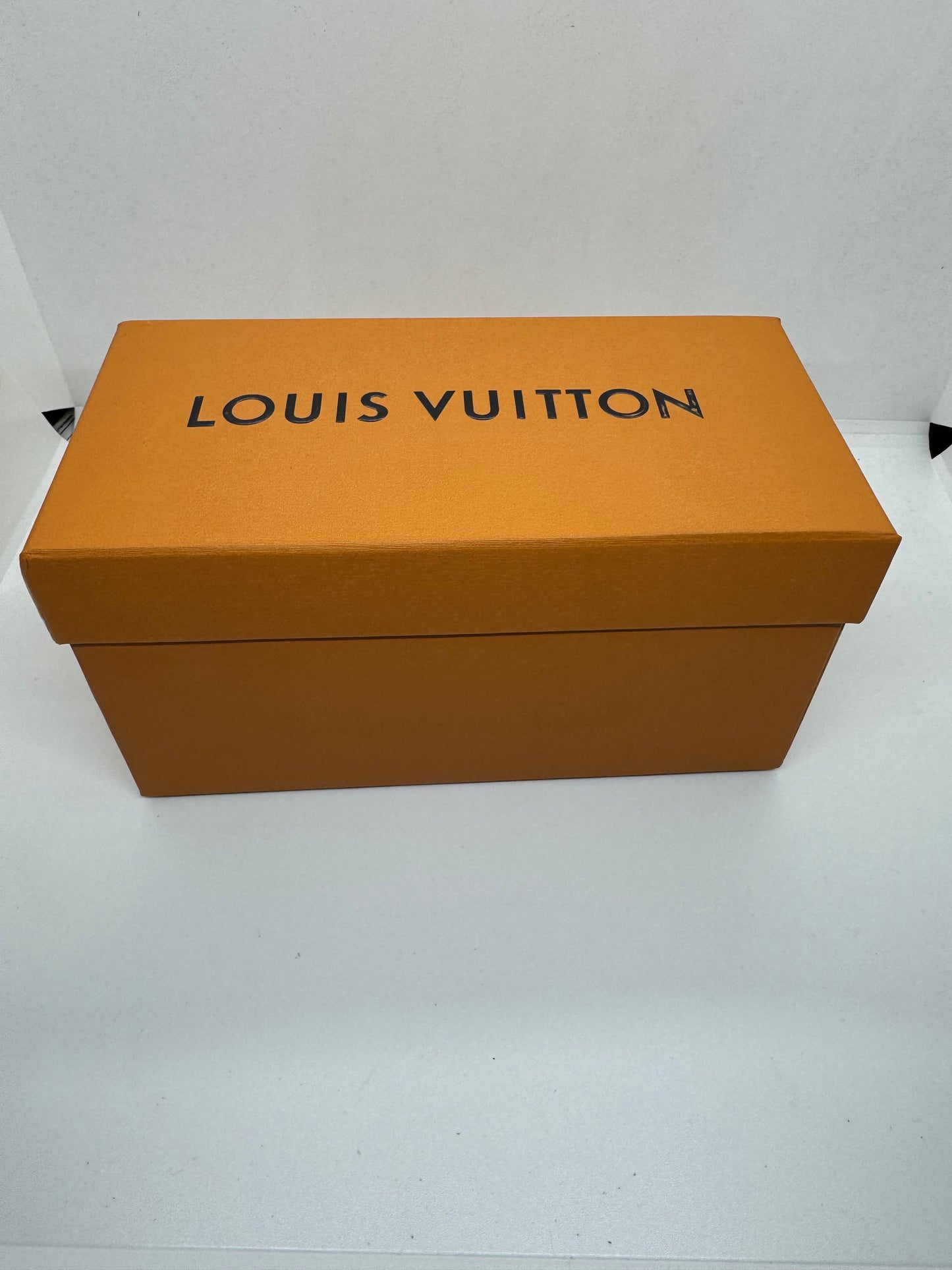 Louis Vuitton 3 Time Piece Travel Case