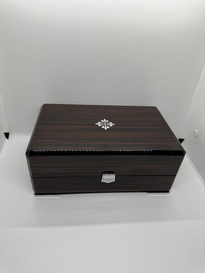 Patek Phillippe case